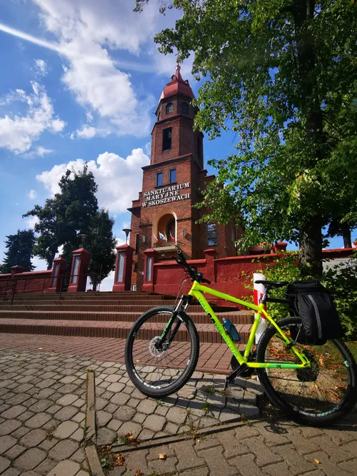 Lake Czernianskie by Bike